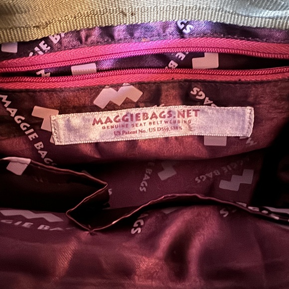 Maggie’s Bags seatbelt shoulder bag! - Picture 2 of 3
